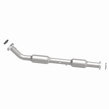 Load image into Gallery viewer, Magnaflow 24487 FITS MagnaFlow Conv DF 05-08 Tacoma 2.7 Rear