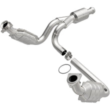 Load image into Gallery viewer, Magnaflow 51578 FITS MagnaFlow Conv DF 09-13 Chevy Avalanche 5.3L