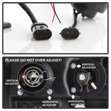 Load image into Gallery viewer, SPYDER 5083630 FITS 5083630 - Spyder GMC Sierra 1500/2500/3500 07-13 V2 Projector Headlights- Black PRO-YD-GS07V2-LBDRL-BK