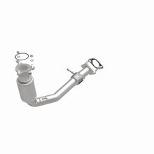 Load image into Gallery viewer, Magnaflow 52186 FITS MagnaFlow 10-14 Chevy Equinox / GMC Terrain 2.4L Direct Fit Catalytic Converter