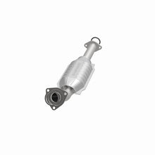 Load image into Gallery viewer, MagnaFlow Conv DF 03-04 Toyota Tundra V8 4.7L Gas