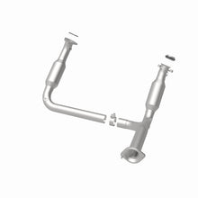 Load image into Gallery viewer, Magnaflow 49194 FITS MagnaFlow Conv DF 07-09 Chevy/GMC Silverado/Suburban/Sierra/Tahoe/Yukon