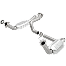 Load image into Gallery viewer, Magnaflow 93419 FITS MagnaFlow Conv DF 02-06 Cadillac Escalade / 02-06 Chevy Avalanche 5.3L Dual Conv Y-Pipe Assembly 2WD