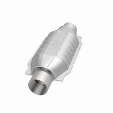 Load image into Gallery viewer, Magnaflow 334006 FITS: MagnaFlow Conv Univ 2.5inch T2 Rear
