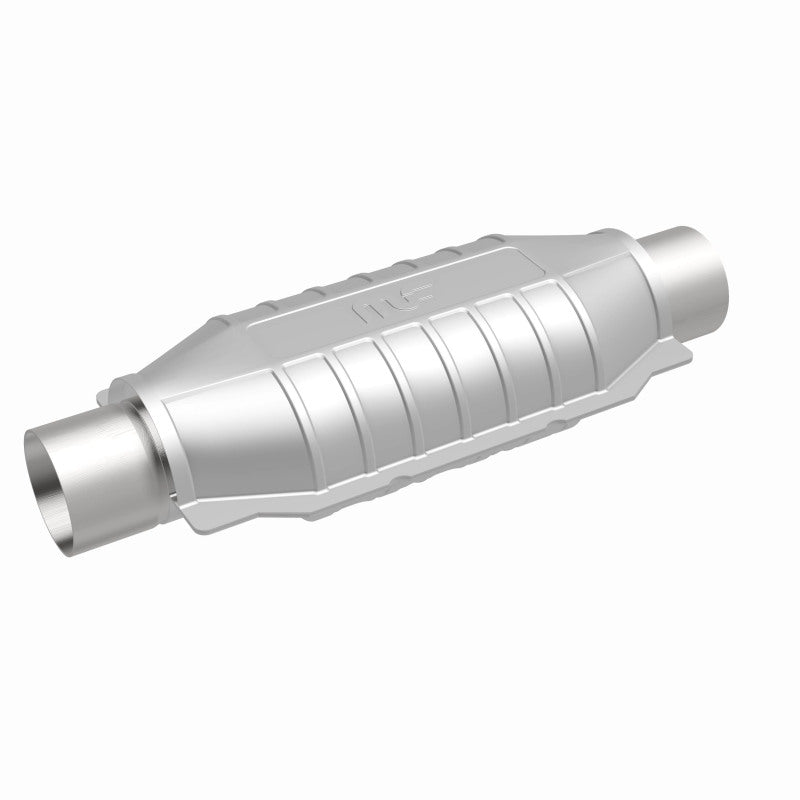 Magnaflow 334006 FITS: MagnaFlow Conv Univ 2.5inch T2 Rear