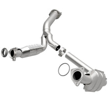 Load image into Gallery viewer, Magnaflow 49194 FITS MagnaFlow Conv DF 07-09 Chevy/GMC Silverado/Suburban/Sierra/Tahoe/Yukon