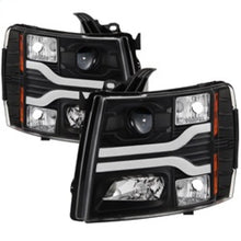 Load image into Gallery viewer, SPYDER 5083609 FITS Spyder Chevy Silverado 1500 07-13 Version 3 Projector Headlights - Black PRO-YD-CS07V3-LBDRL-BK