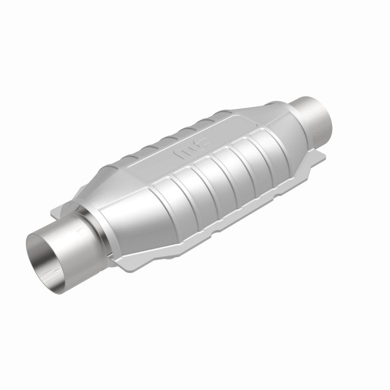 Magnaflow 334006 FITS: MagnaFlow Conv Univ 2.5inch T2 Rear