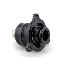 Load image into Gallery viewer, Turbosmart BOV Kompact Shortie Plumb Back - 2016 Ford Focus RS 2.3L