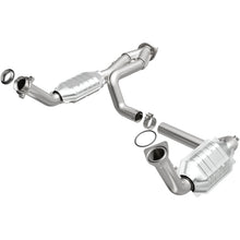 Load image into Gallery viewer, Magnaflow 93419 FITS MagnaFlow Conv DF 02-06 Cadillac Escalade / 02-06 Chevy Avalanche 5.3L Dual Conv Y-Pipe Assembly 2WD