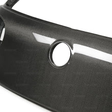 Load image into Gallery viewer, Seibon TL0607VWGTI FITS 06-09 Volkswagegn Golf GTI OEM Carbon Fiber Trunk Lid