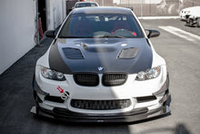 Load image into Gallery viewer, Seibon HD0708BMWE92M3-CT FITS 07-10 BMW M3 Series 2Dr (E92) CT-Style Carbon Fiber hood