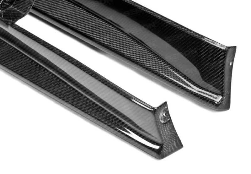 Seibon SS1113NSGTR-VS FITS 11-13 Nissan GTR R35 VS-Style Carbon Fiber Side Skirts (Pair)