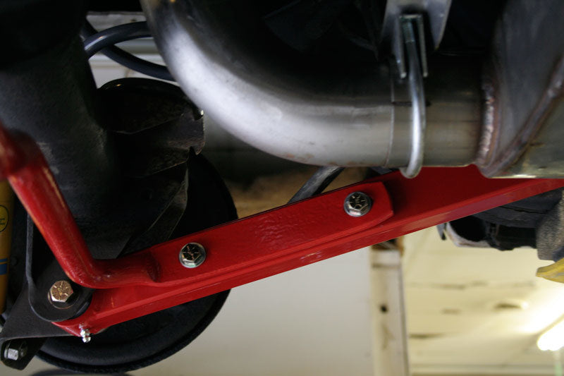 UMI Performance 4034-B FITS 64-72 GM A-Body 1in Solid CrMo Rear Sway Bar