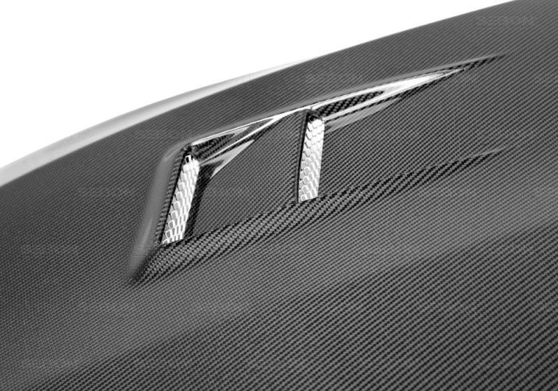 Seibon HD11BMWF20-DV FITS 11 BMW F20/F22 DV-Style Carbon Fiber Hood