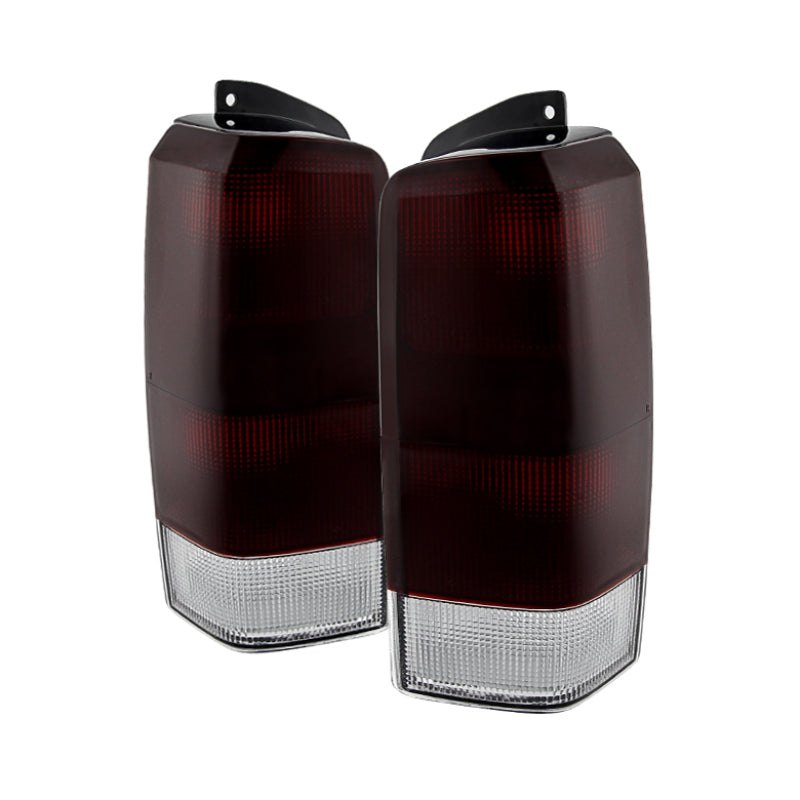 SPYDER 9029868 - Xtune Jeep Cherokee 1997-2001 OEM Style Tail Lights Red Smoked ALT-JH-JC97-OE-RSM