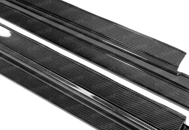 Seibon SS1113NSGTR-VS FITS 11-13 Nissan GTR R35 VS-Style Carbon Fiber Side Skirts (Pair)