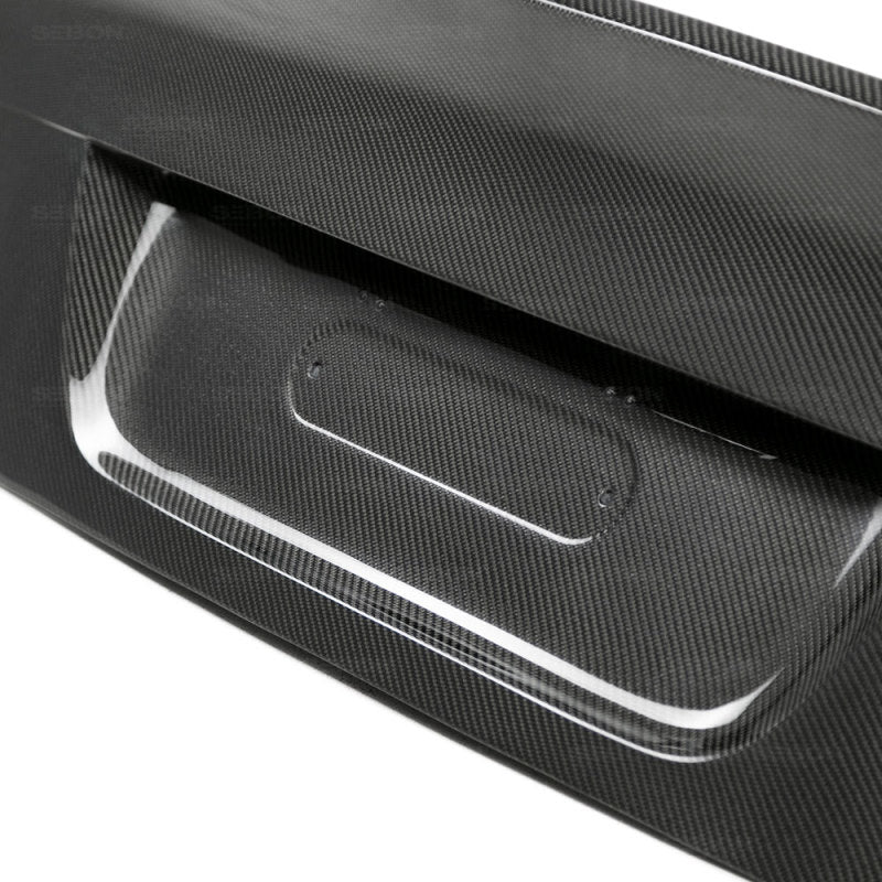 Seibon TL9703BMWE39-C FITS 97-03 BMW 5 Series (E39) CSL-Style Carbon Fiber Trunk/Hatch