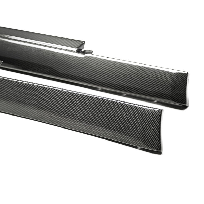 Seibon SS0910NSGTR-OE FITS 09-10 Nissan GTR R35 OEm Style Carbon Fiber Side Skirts