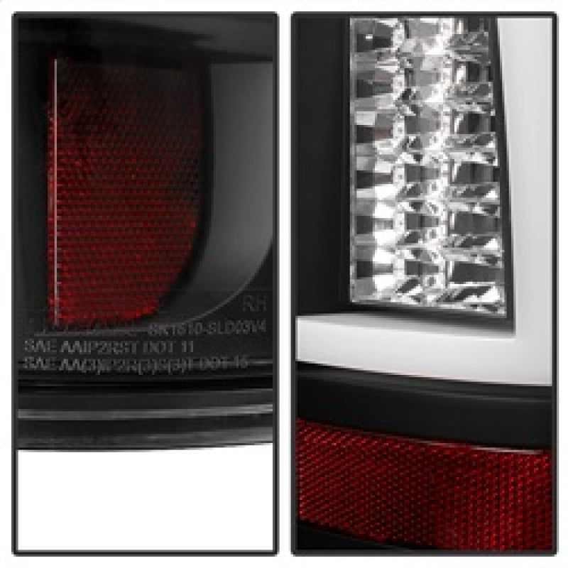 SPYDER 5081865 - Spyder Chevy Silverado 1500/2500 99-02 Version 2 LED Tail LightsBlack ALT-YD-CS99V2-LED-BK