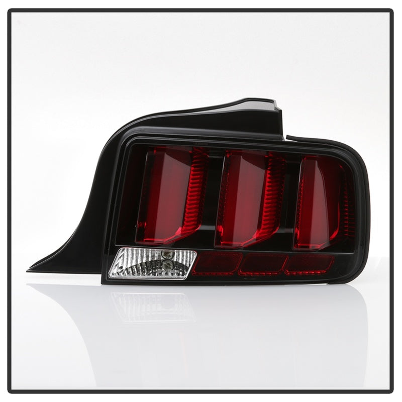 SPYDER 5086716 - Spyder 05-09 Ford Mustang (Red Light Bar) LED Tail LightsBlack ALT-YD-FM05V3-RBLED-BK