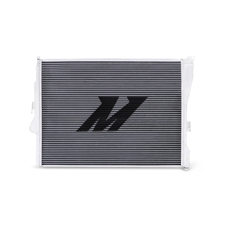 Mishimoto MMRAD-E46-323 FITS 99-06 BMW 323i/323i/328i/330i Performance Aluminum Radiator