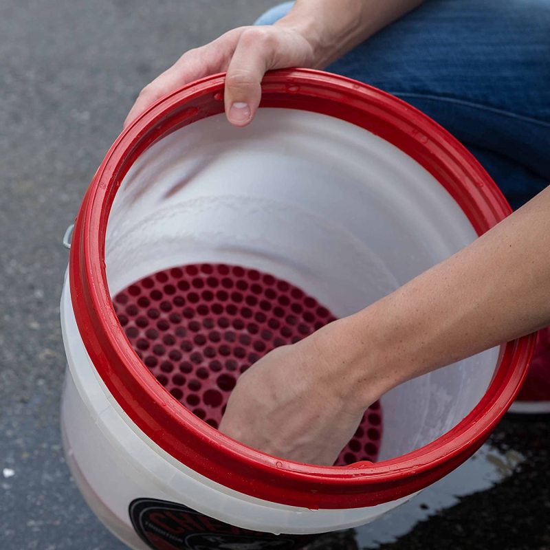 Chemical Guys DIRTTRAP02 - Cyclone Dirt Trap Car Wash Bucket InsertRed