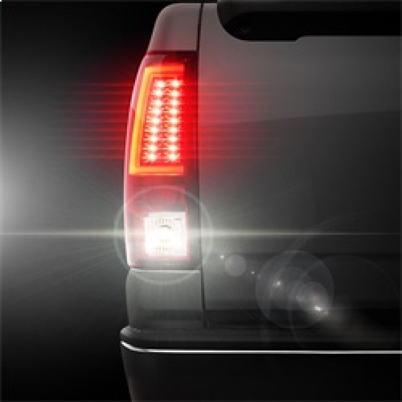 SPYDER 5081926 - Spyder Chevy Silverado 1500/2500 03-06 Version 2 LED Tail LightsRed Clear ALT-YD-CS03V2-LED-RC