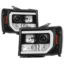 Load image into Gallery viewer, SPYDER 5083630 - Spyder GMC Sierra 1500/2500/3500 07-13 V2 Projector Headlights- Black PRO-YD-GS07V2-LBDRL-BK