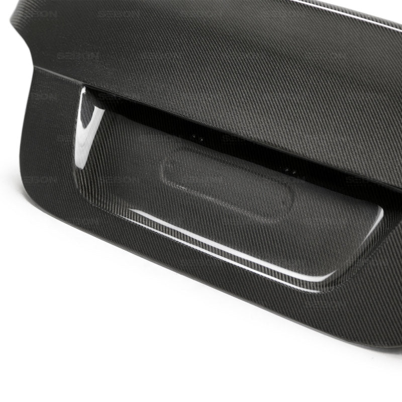 Seibon TL0407BMWE60-C FITS 04-10 BMW E60 5-Series CSL-Style Carbon Fiber Trunk/Hatch