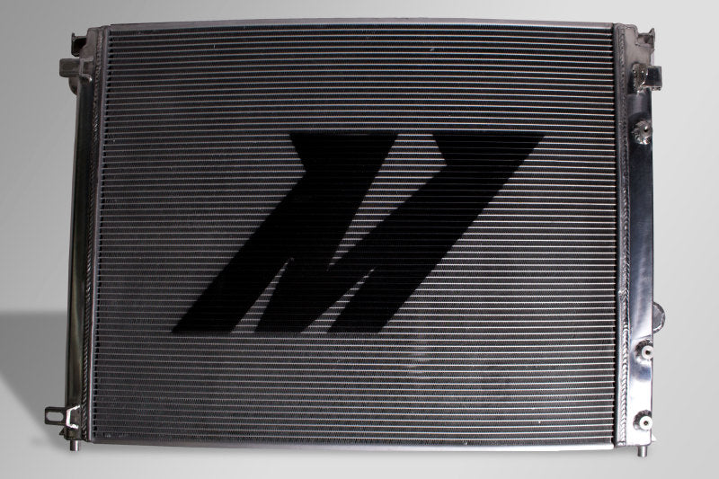 Mishimoto MMRAD-SRT-15 FITS MMRAD-SRT-15 FITS 2008-2016 Dodge Challenger R/TSRT8 Hellcat Performance Aluminum Radiator