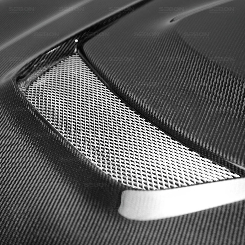 Seibon HD1213BMWF30-VS FITS 12-13 BMW 3 Series F30 / 4 Series F32 VS-Style Carbon Fiber Hood