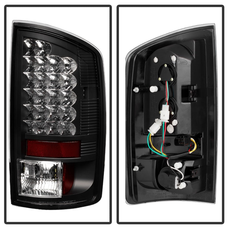 SPYDER 5002556 - Spyder Dodge Ram 02-06 1500/Ram 2500/3500 03-06 LED Tail Light Black ALT-YD-DRAM02-LED-BK