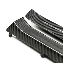 Load image into Gallery viewer, Seibon DS0910NSGTR FITS 09-10 Nissan GTR R35 OEM Style Carbon Fiber Door Sills (Pair)