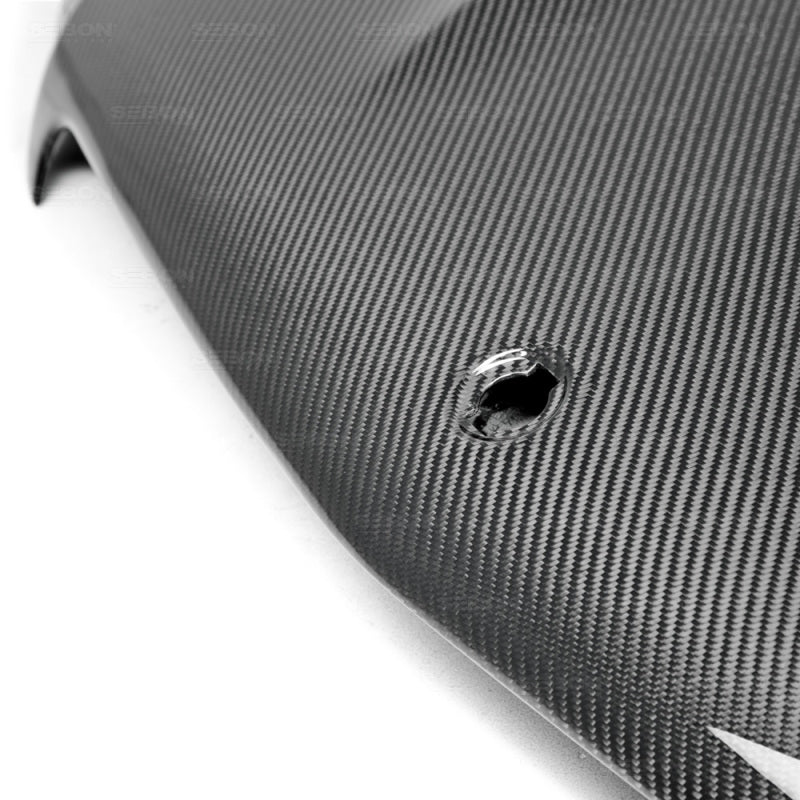 Seibon HD1112MBW204-GT FITS 12-14 Mercedes C-Class GT Style Carbon Fiber Hood