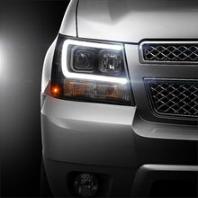 Load image into Gallery viewer, SPYDER 5082565 FITS 5082565 - Spyder 07-14 Chevy Suburban/1500/2500/Tahoe V2 Projector Headlights Blk PRO-YD-CSUB07V2-DRL-BK