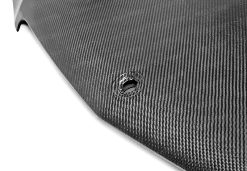 Seibon HD1112MBC63-OE FITS 12-14 Mercedes Benz C63 OEM Carbon Fiber Hood