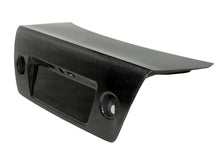 Load image into Gallery viewer, Seibon TL0005LXIS FITS 00-05 Lexus IS300 OEM-Style Carbon Fiber Trunk/Hatch