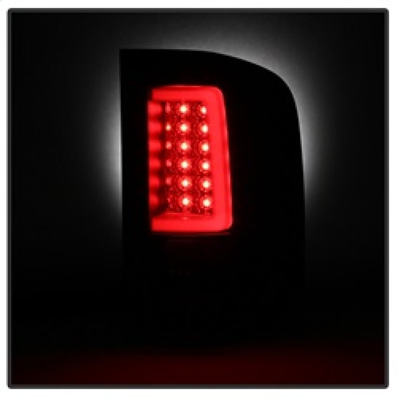 SPYDER 5084095 - Spyder 07-13 Silverado (Will Not Work w/2010 921 Bulb)V3 Tail Lights Blk Smk ALT-YD-CS07V3-LBLED-BSM